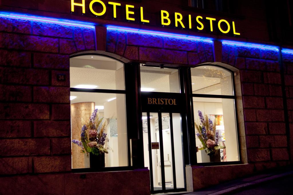 Hotel Bristol Zúrich Exterior foto
